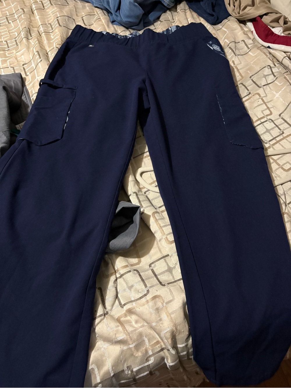 Figs Women's Straight Leg Scrub Pants - Navy